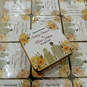 square tin box decent style